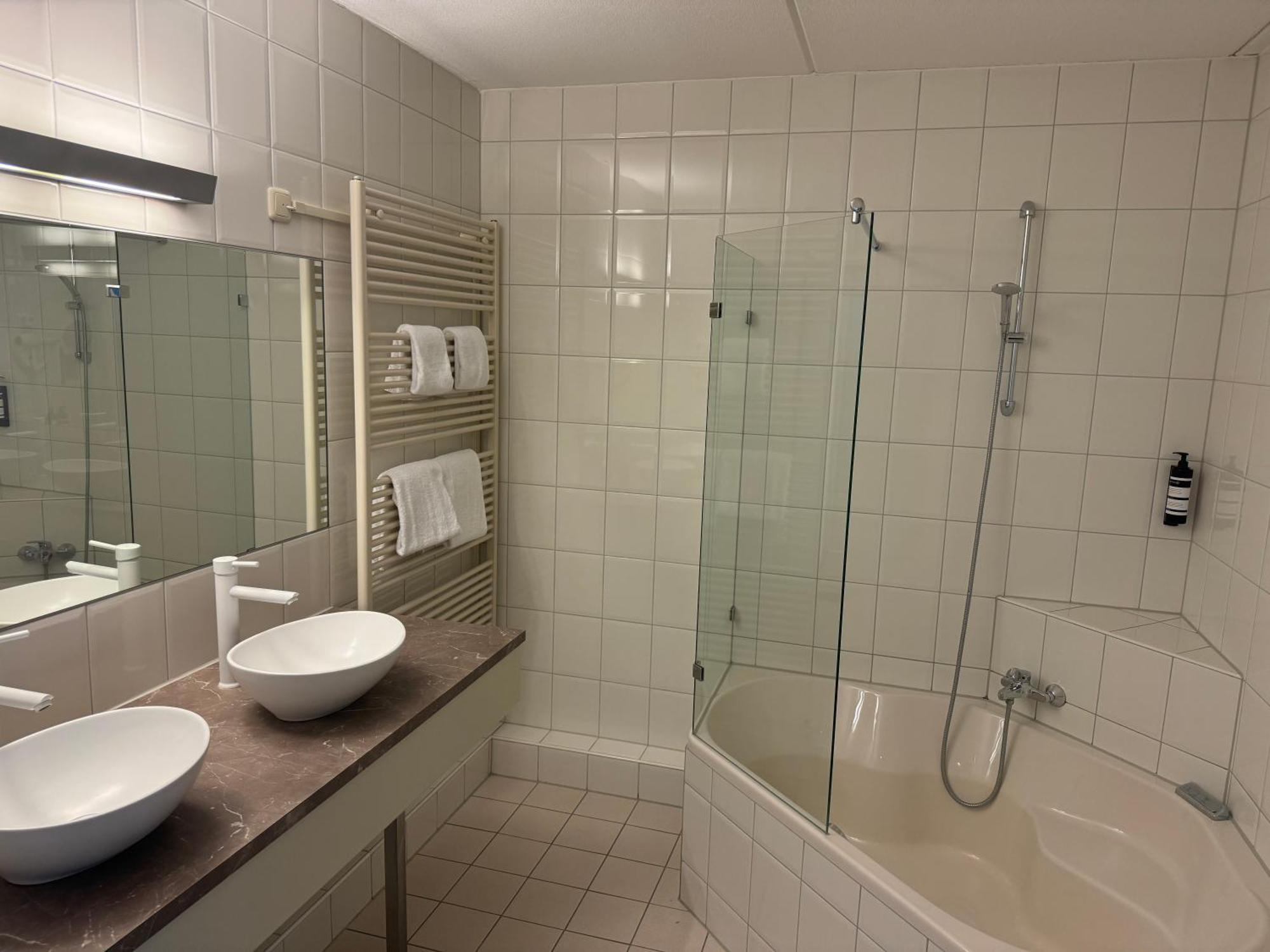 Hampshire Hotel - Avenarius Ruurlo Bagian luar foto